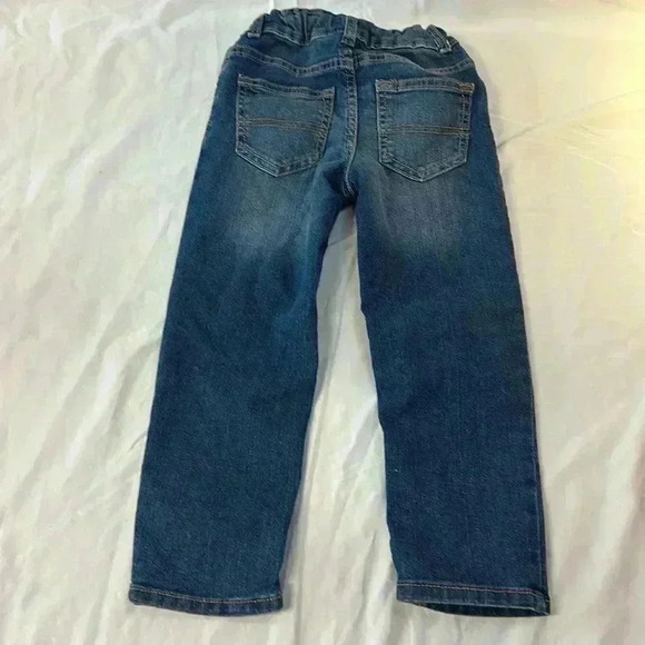 Oshkosh B’Gosh -  Street cut denim jeans. Size 4T. - Picture 3 of 5